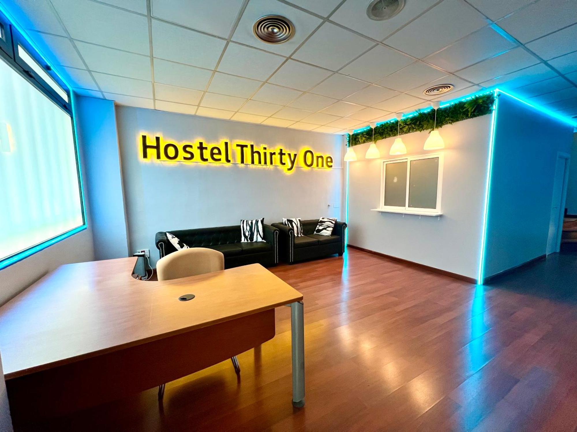 Hostel Thirty One Μαδρίτη Εξωτερικό φωτογραφία