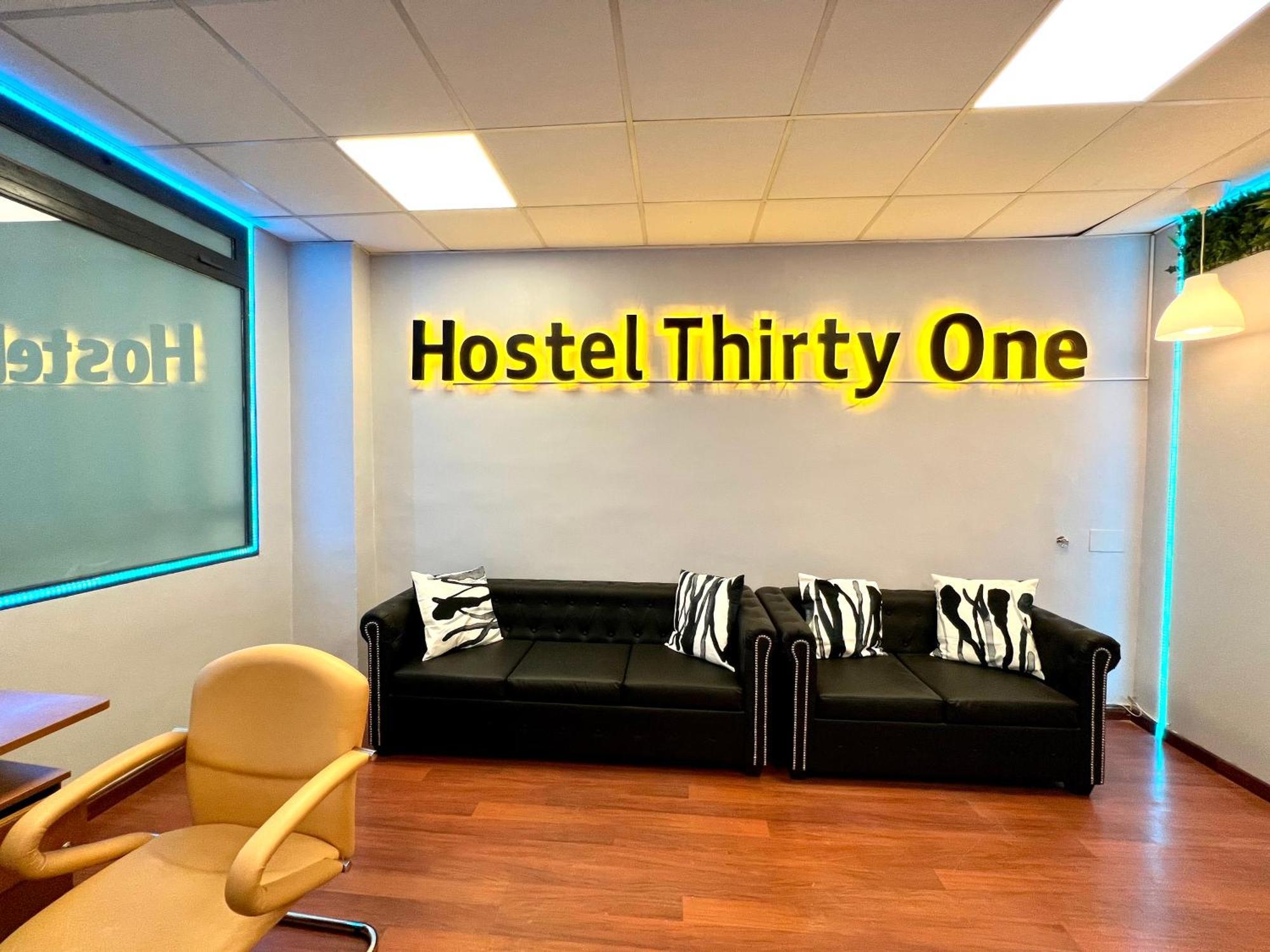 Hostel Thirty One Μαδρίτη Εξωτερικό φωτογραφία